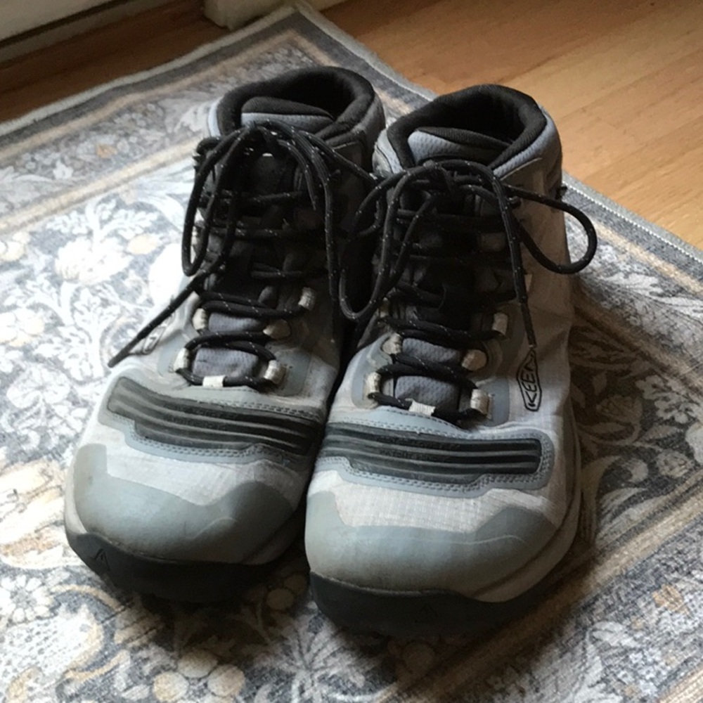 Keen Men's Gray Hiking boots